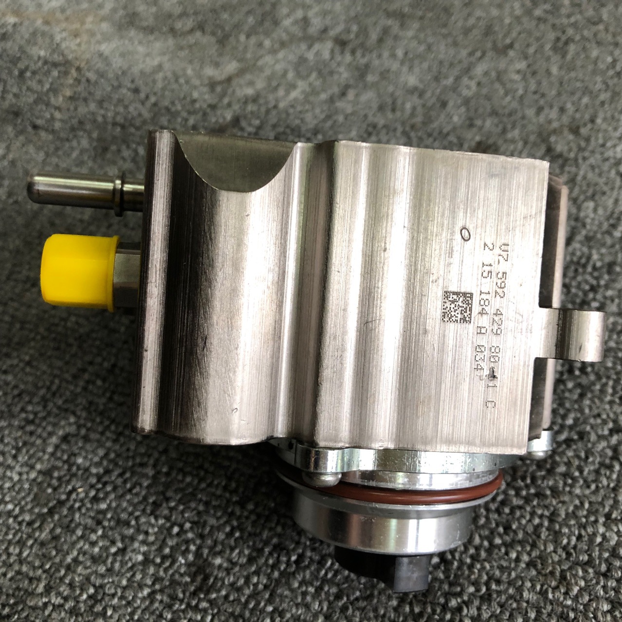 适用宝马n18迷你mini cooperr56 r57 r60高压油泵ds5ls ds6发动机