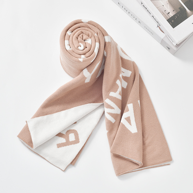 autumn and winter double-sided letter jacquard scarf women‘s shawl all-match knitted air conditioning blanket warm