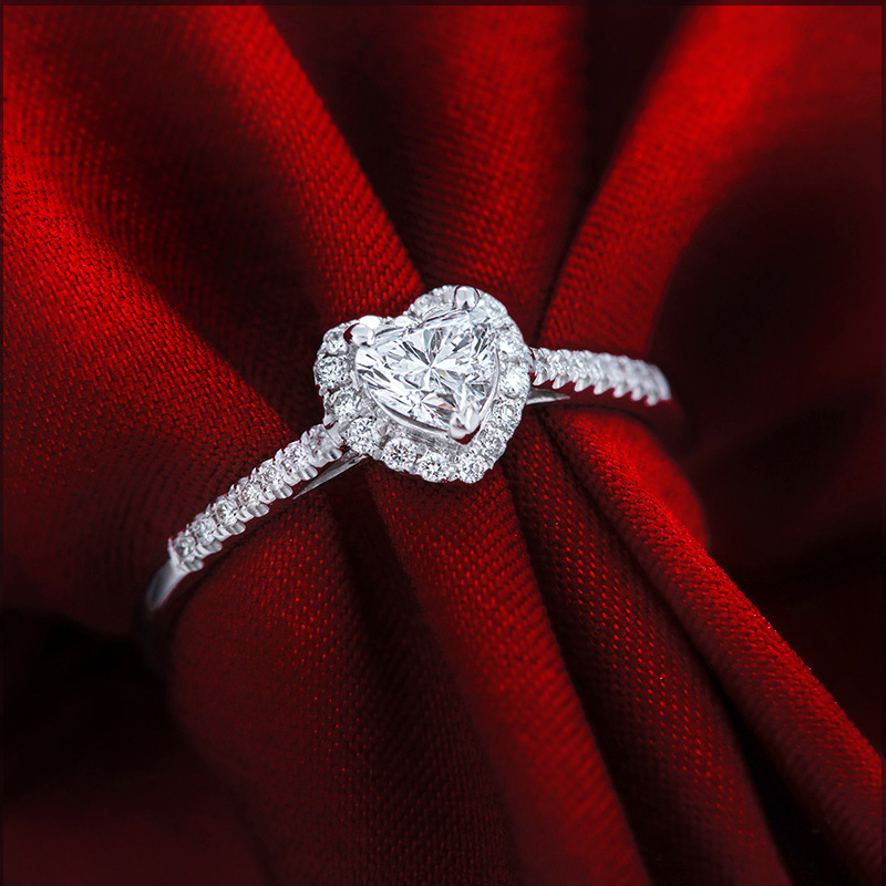 18k金豪华群镶钻石戒指女心形钻戒 铂金裸钻gia一克拉求婚戒