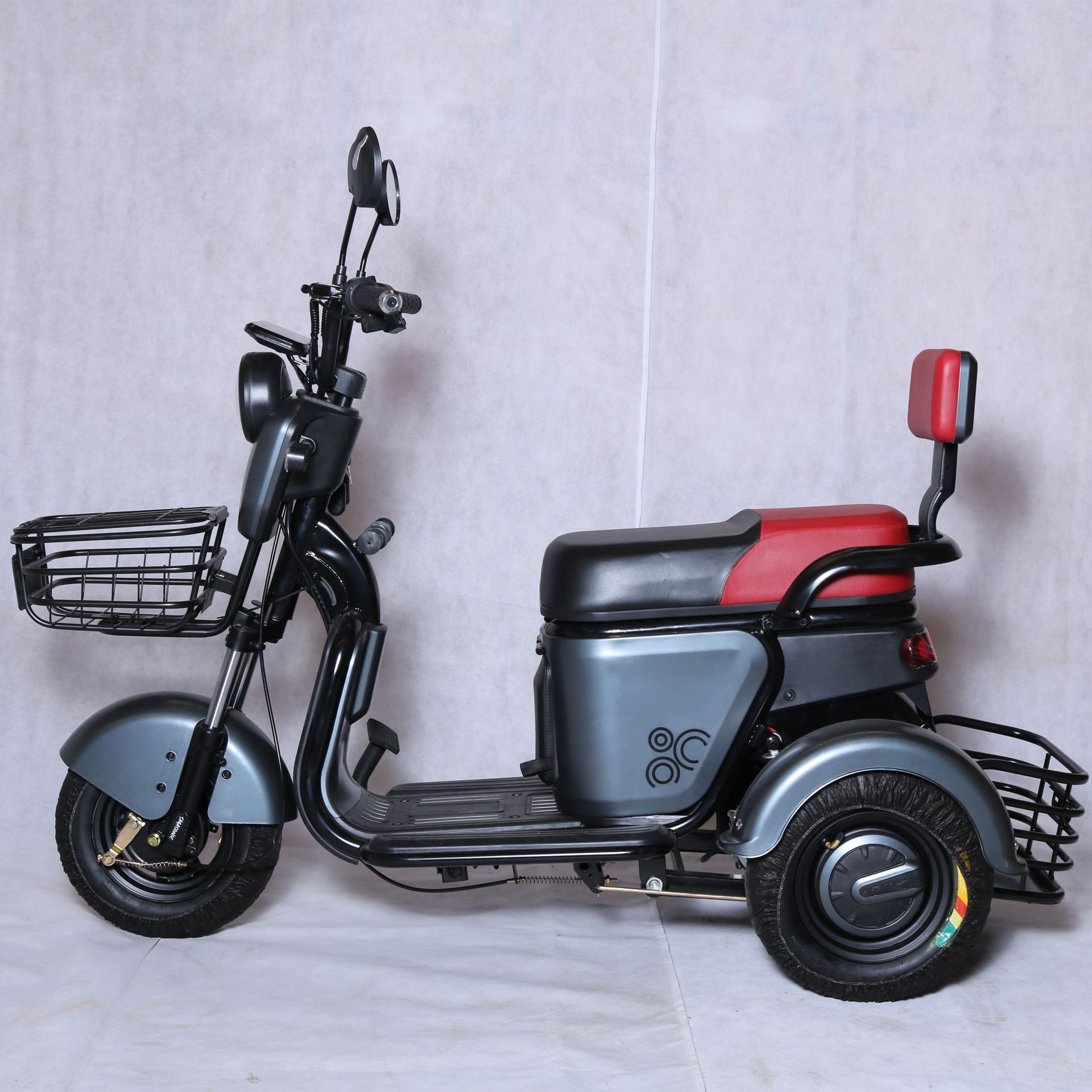 电动三轮车成人小型接送孩子三轮小型电动车家用时尚电瓶代步车