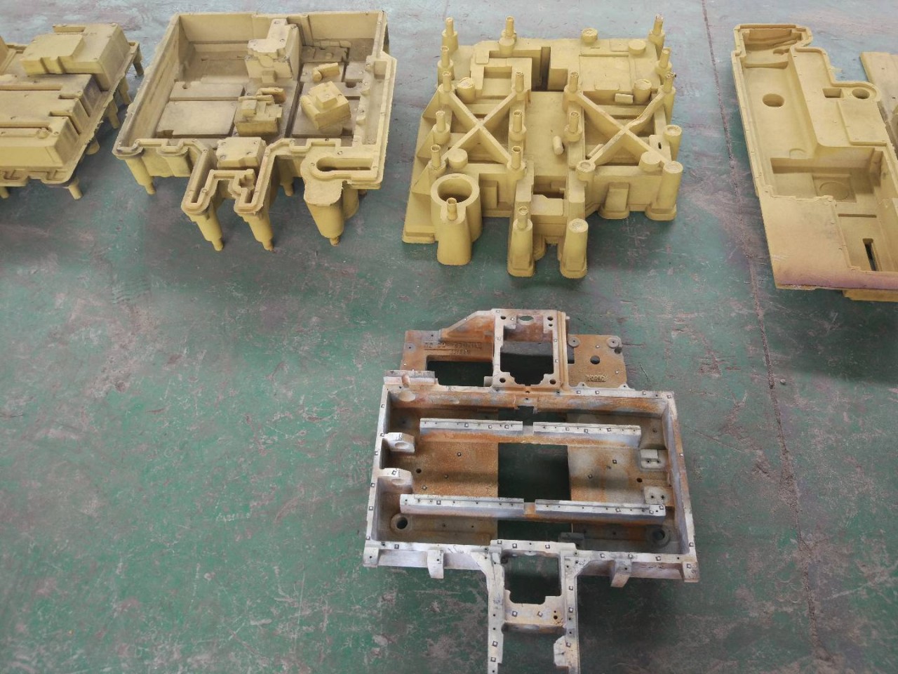 热芯盒铸造模具