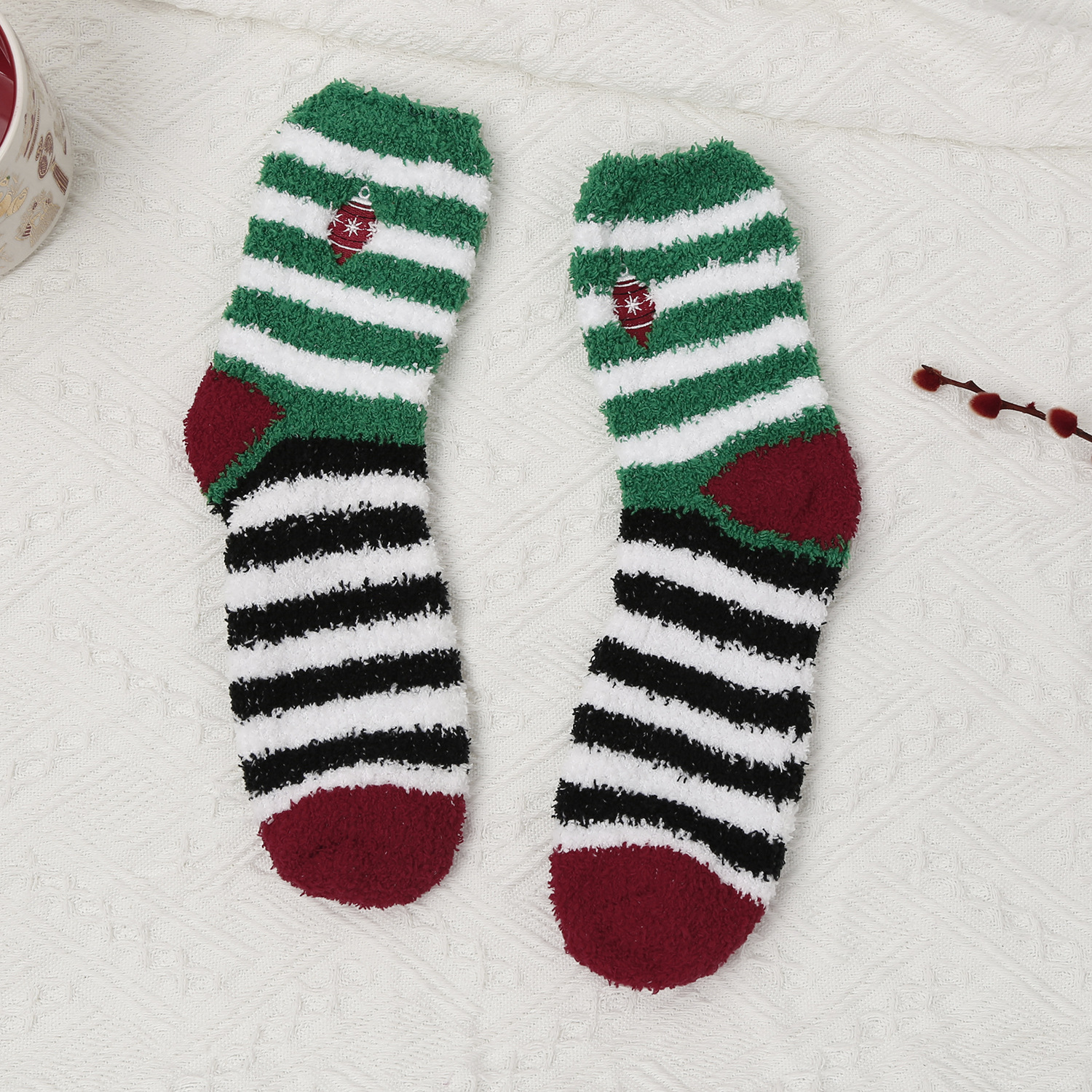 Christmas Socks All-Matching Women's Autumn and Winter Mid-Calf Length Socks Cotton Fleece-Lined Thick Socks Coral Fleece Warm Cute Velvet Socks