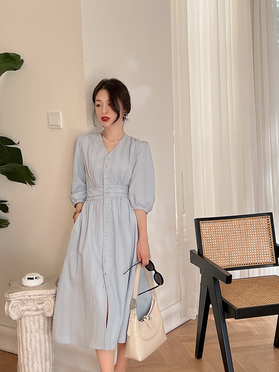 南瓜谷泡泡袖连衣裙~设计感中长款a字收腰v领衬衫裙子女春夏l0795