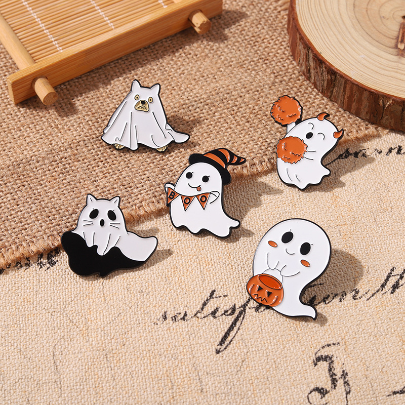 European and American Cartoon Ornament Halloween Cute Ghost Pumpkin Lamp Modeling Paint Alloy Badge Brooch in Stock Wholesale