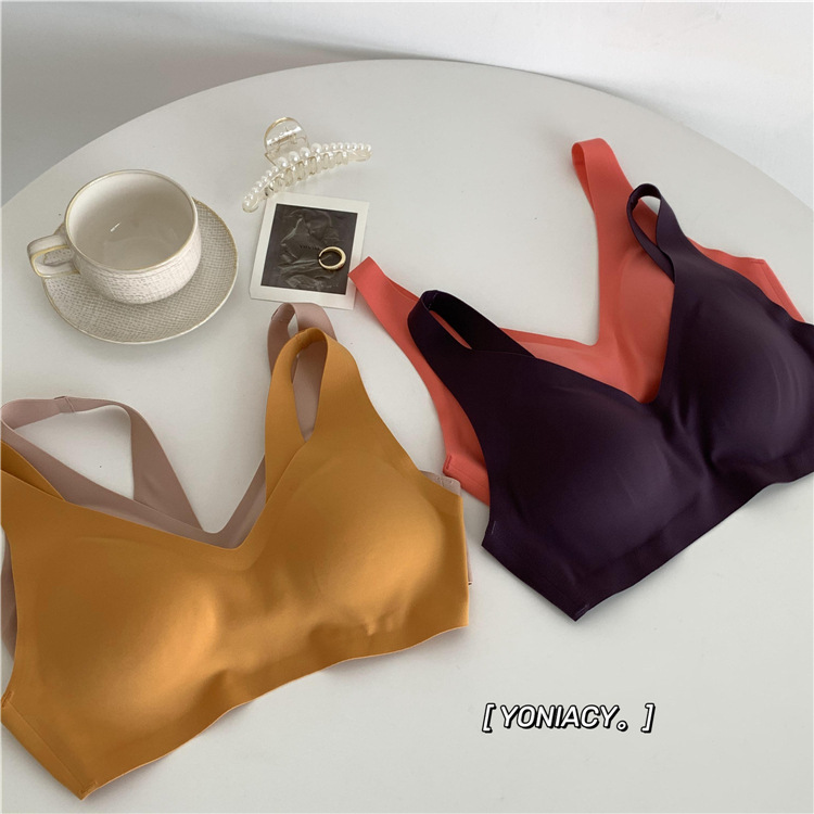 新型一体杯文胸固定杯垫无痕内衣女士夏季聚拢性感无钢圈薄款胸罩