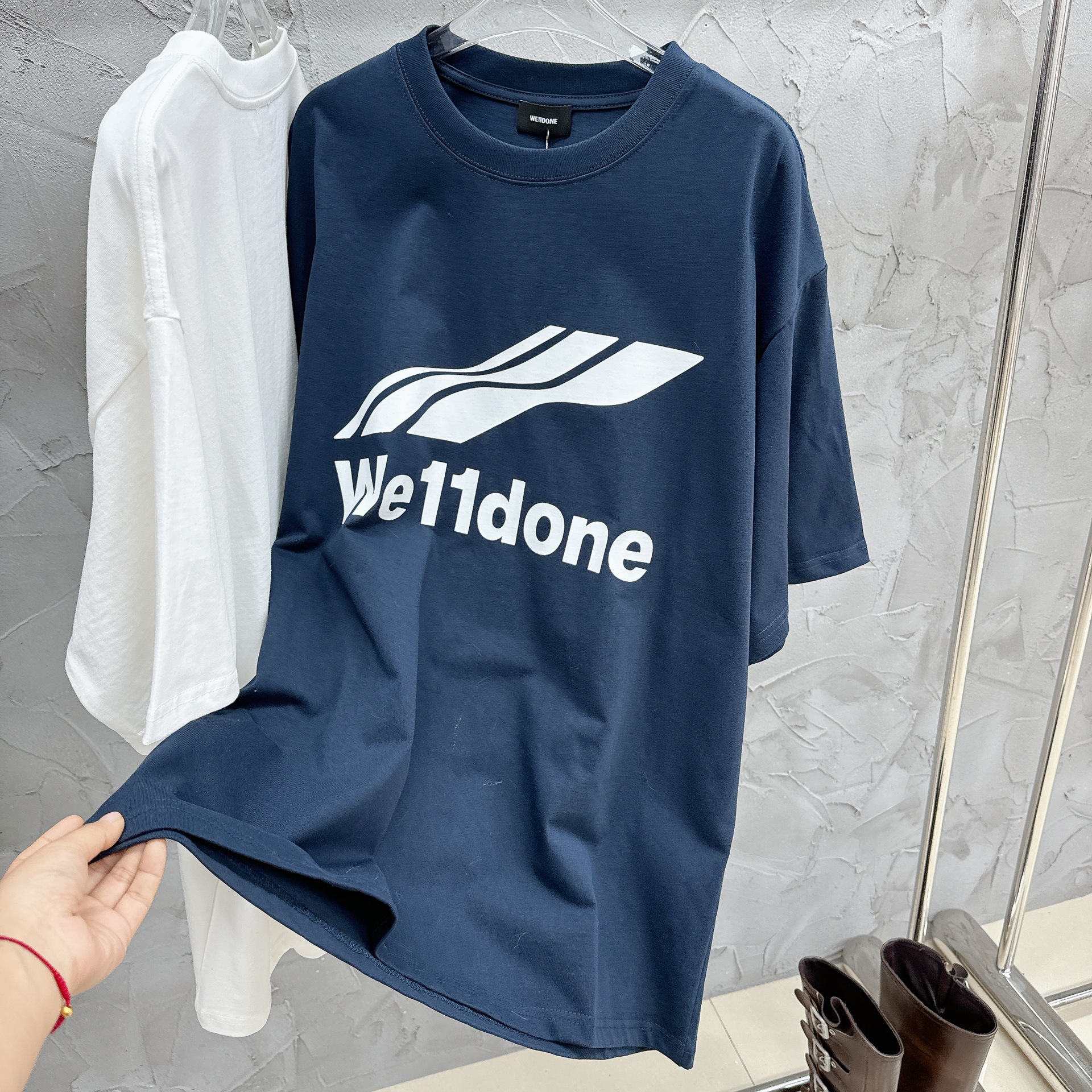 南油设计师w字母 黑白百搭刺绣海浪小标字母logo白色半袖短袖t恤