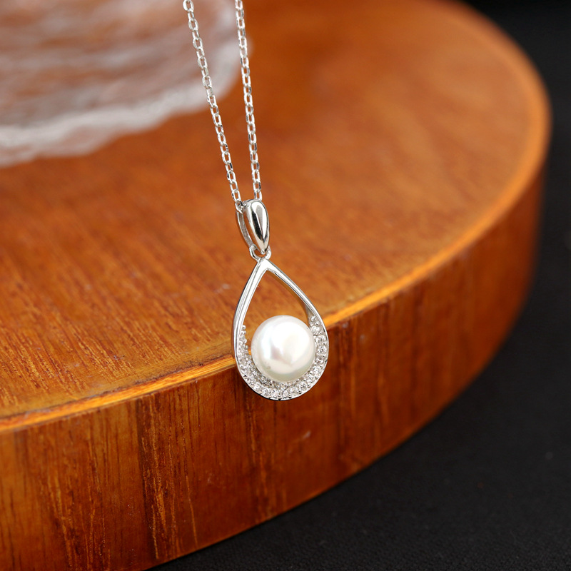 s925银珍珠项链女批发时尚气质淡水珍珠项坠精致水滴形锁骨链厂货