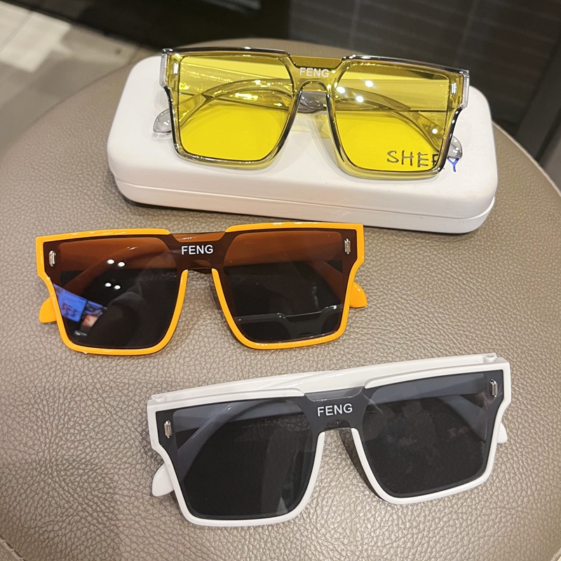 Kids Sunglasses Trendy Boys and Girls Fashion Street Shooting One-Piece Large Frame Glasses Baby Hd Uv-Proof Sunglasses