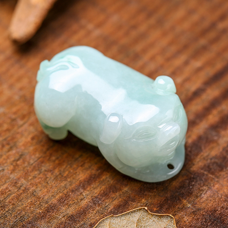 天然立体精雕生肖小猪吊坠 缅甸翡翠发财玉猪挂件 男女士款挂坠