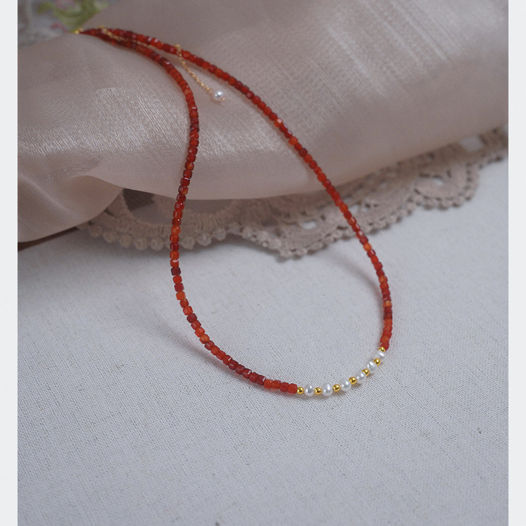 Ye Yuannan Red Agate Strings Small Pearl Necklace Retro Elegant Necklace Niche Sweet Clavicle Chain 31056