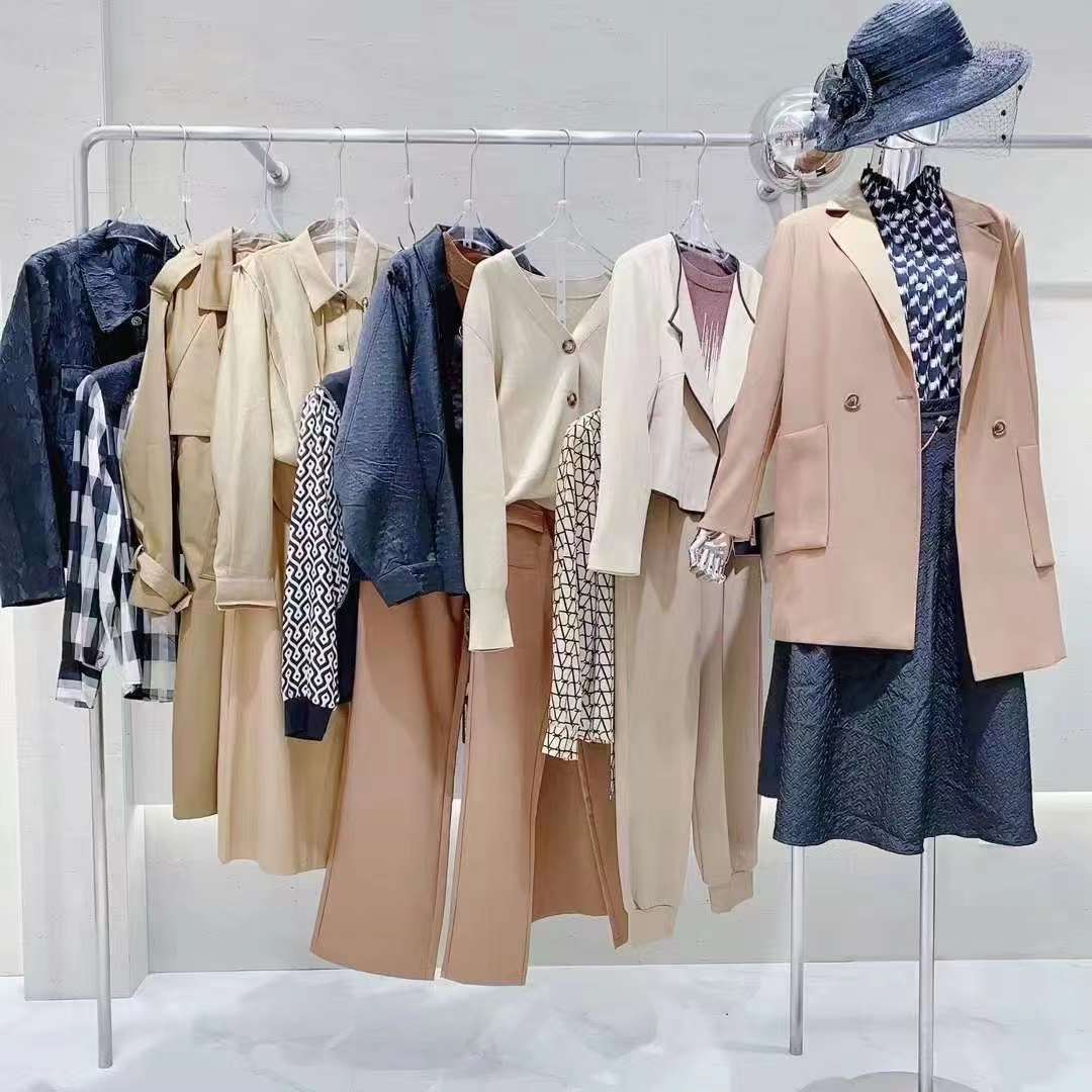 品牌折扣女装阿ma施秋季杂款直播货源专柜正品哥di女装品牌尾货