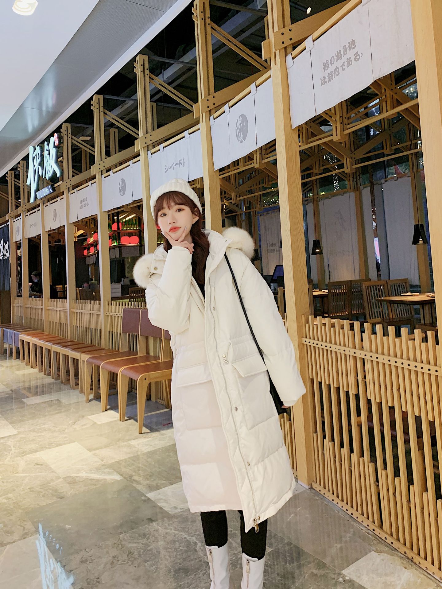 2020冬季新款羽绒服女韩版时尚苏苏同款中长款大毛领白鸭绒外套潮