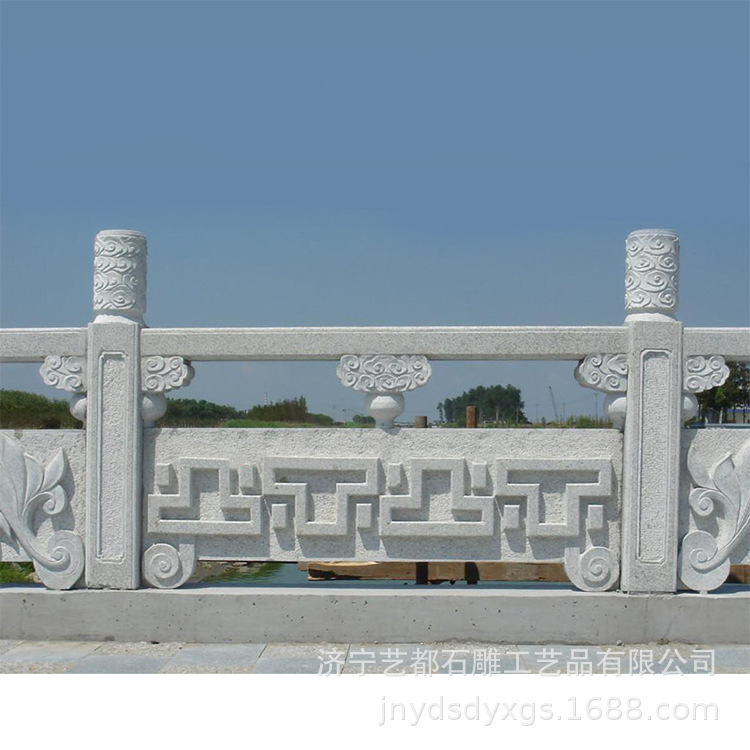 石雕栏杆花岗岩汉白玉围栏护栏 寺庙景区古建栏杆 浮雕镂空彩绘