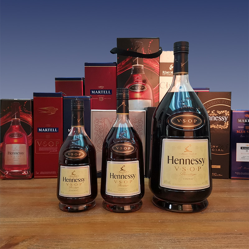 现货供应洋酒vsop干邑白兰地轩v仔1.4斤2斤3斤6斤商行专供