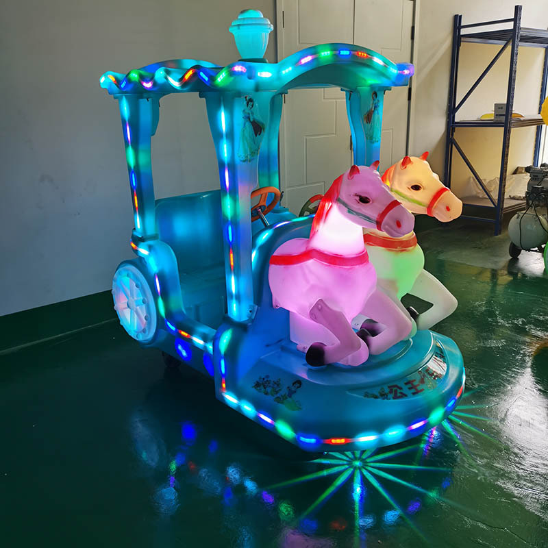 夜市摆摊儿童电动车电动车超市电动双人商场新款公园广场游乐车