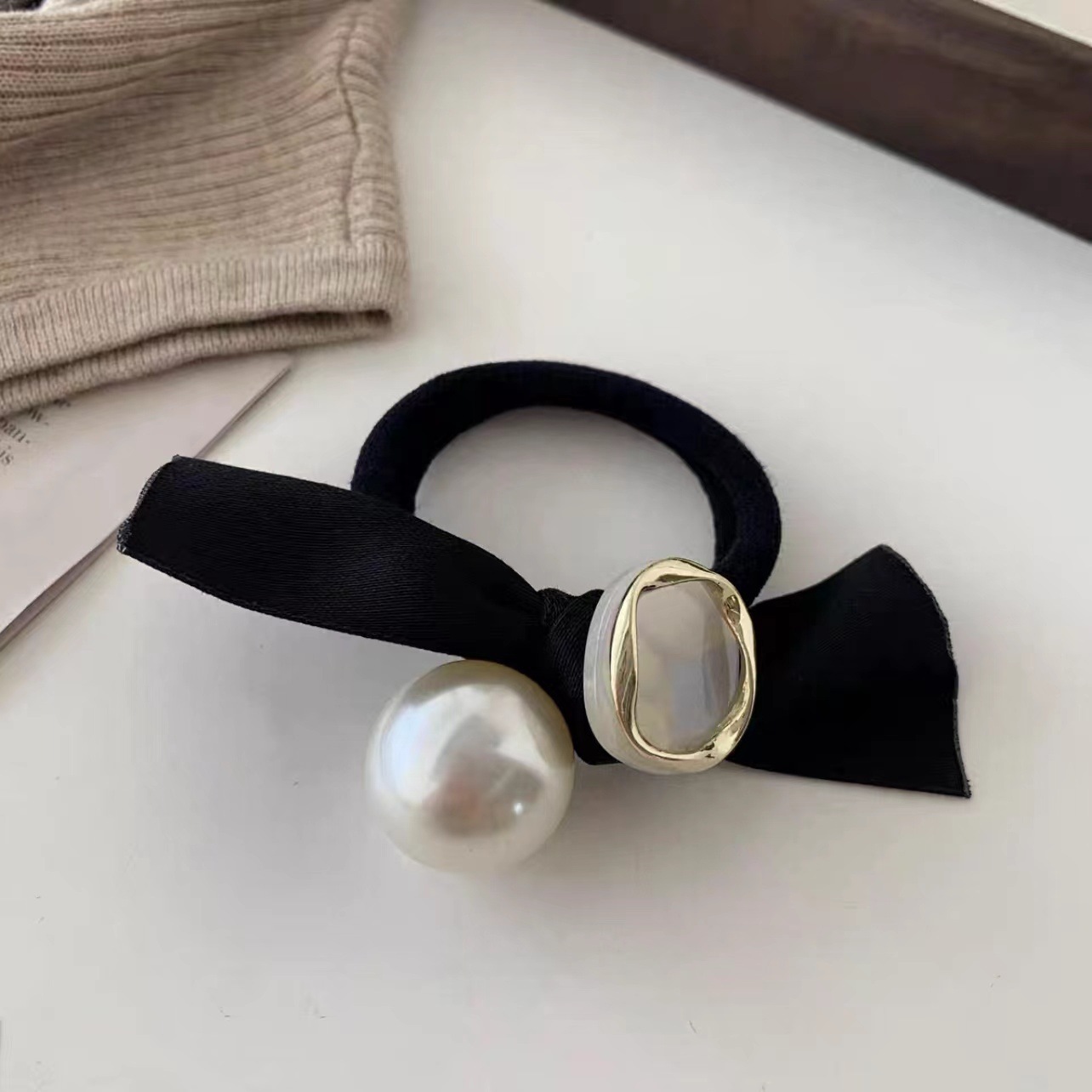 Korean Style Love Heart Bow Tie Hair Band Women's Elegant Pearl Ponytail Head Rope Rubber Band Bun Hair Ring Elastic String Hair Accessories