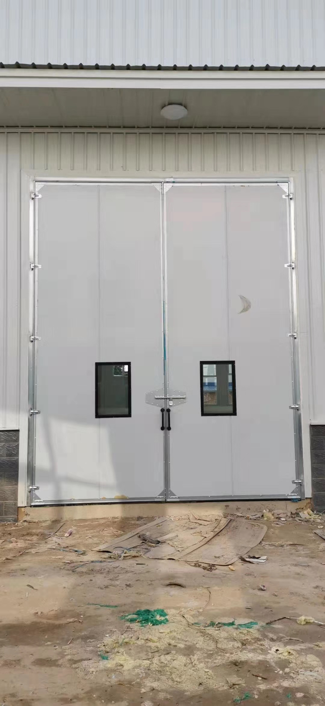 工业门 车间彩钢大门 工业保温平开门工厂车间仓库电动工业门-阿里巴