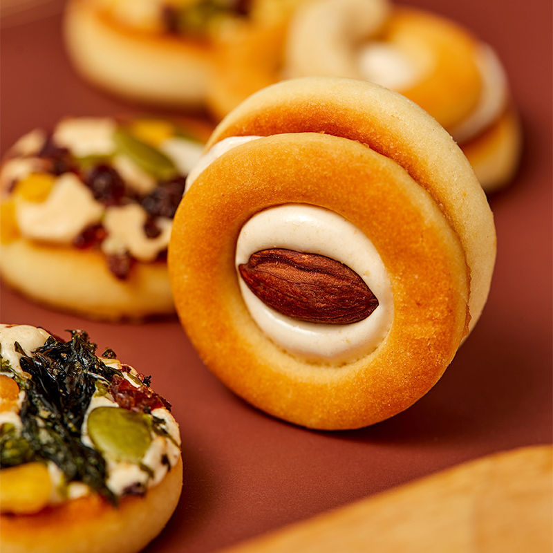 坚果牛扎塔小饼巴旦木牛扎饼干夹心饼干下午茶休闲零食260g