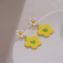 甜美黄色铃兰花朵耳钉特别设计感双生花多色耳环小众温柔气质耳饰