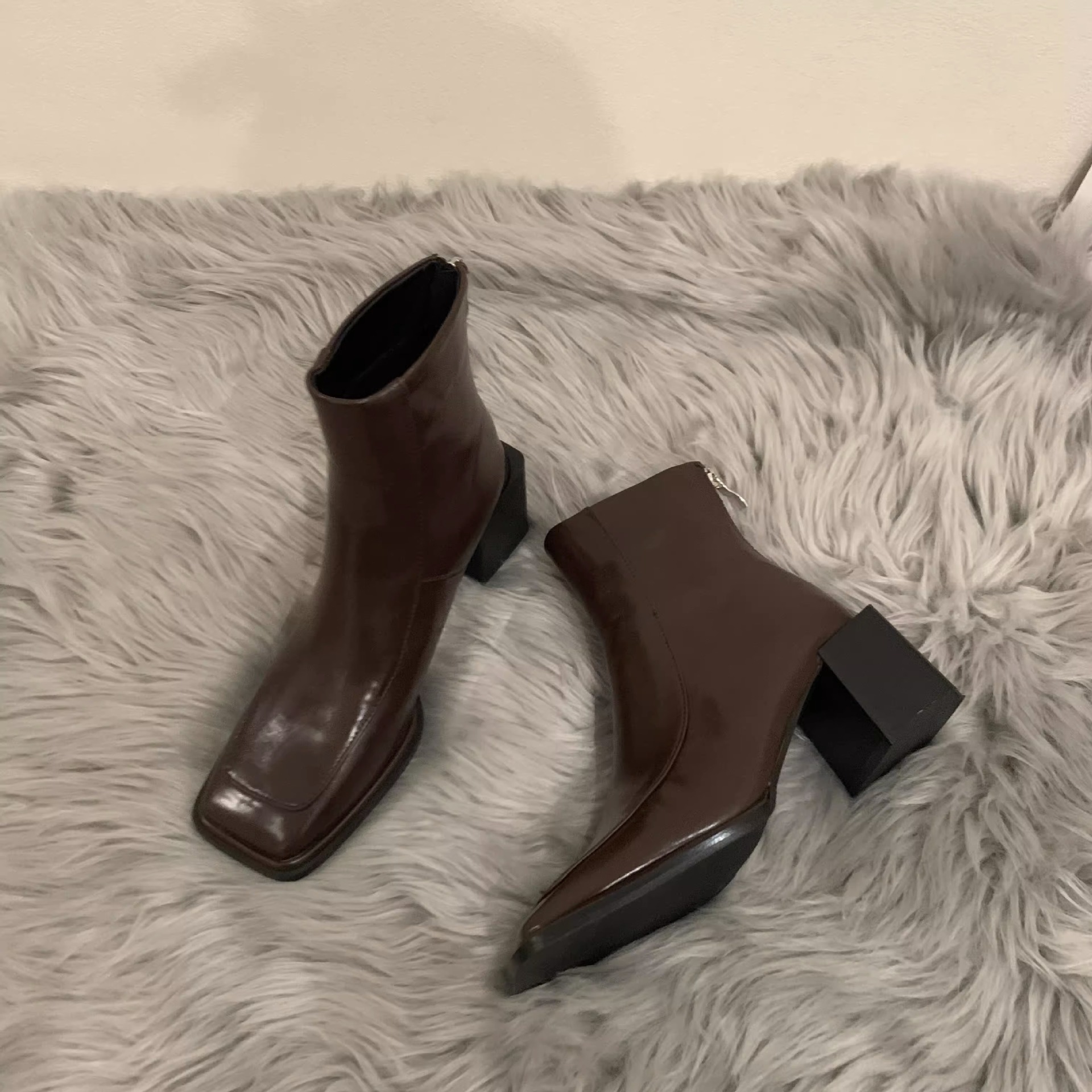 真软皮英伦风瘦瘦踝靴女马丁靴时尚百搭短靴2023秋季新款切尔西靴