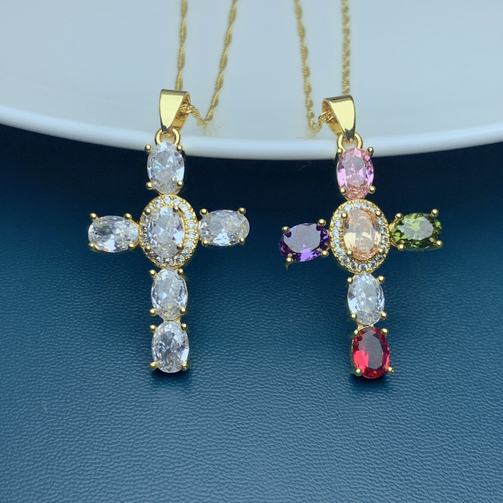 22*35mm工艺:镀18k金,微镶材质:铜,锆石/水晶十字架项链支持定制加工