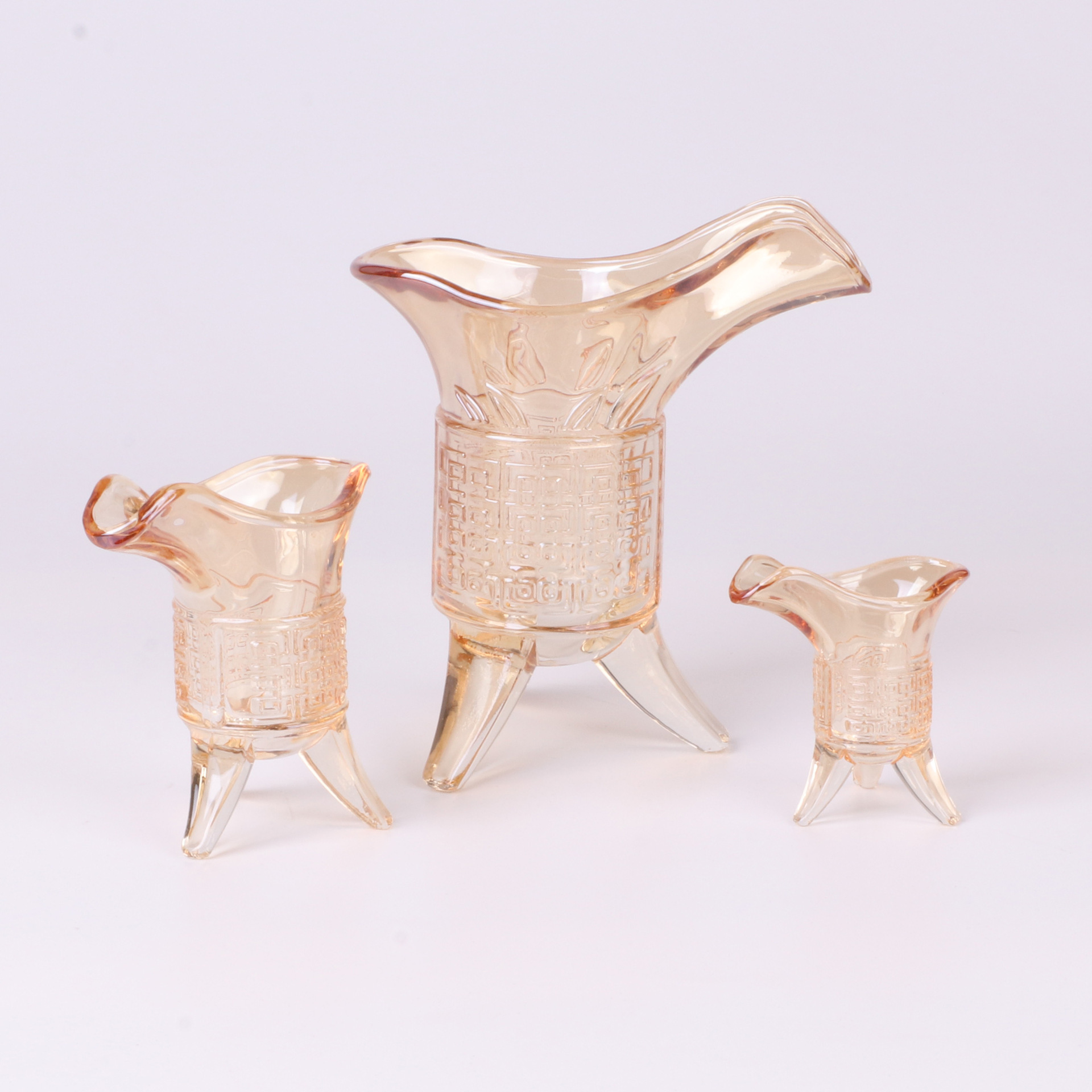 中式古典玻璃帝王杯仿古爵杯复古雕花小酒杯家用白酒杯分酒器批发