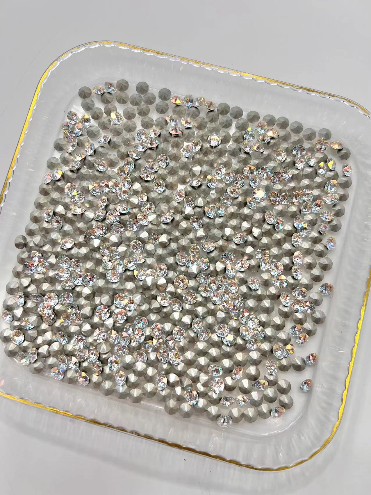 6mm Shiyue Surface Brushed Flashing Coating White Color 33 Cut round Diamond Manicure Jewelry Factory Wholesale