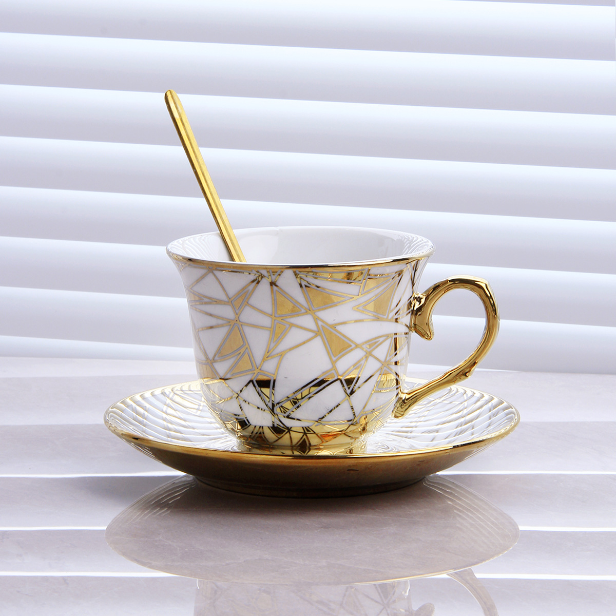 欧式陶瓷杯强化瓷咖啡杯碟套装创意礼品4杯4碟跨境下午茶具茶聚会