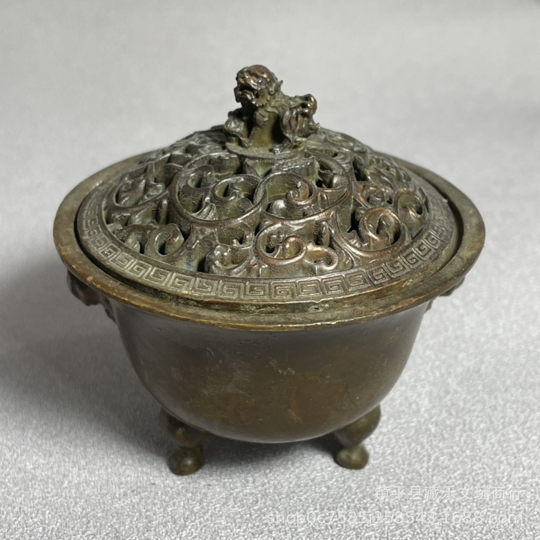 古玩仿古大明宣德三足鼎双耳狮子熏香炉仿老物件铜合金香炉批发