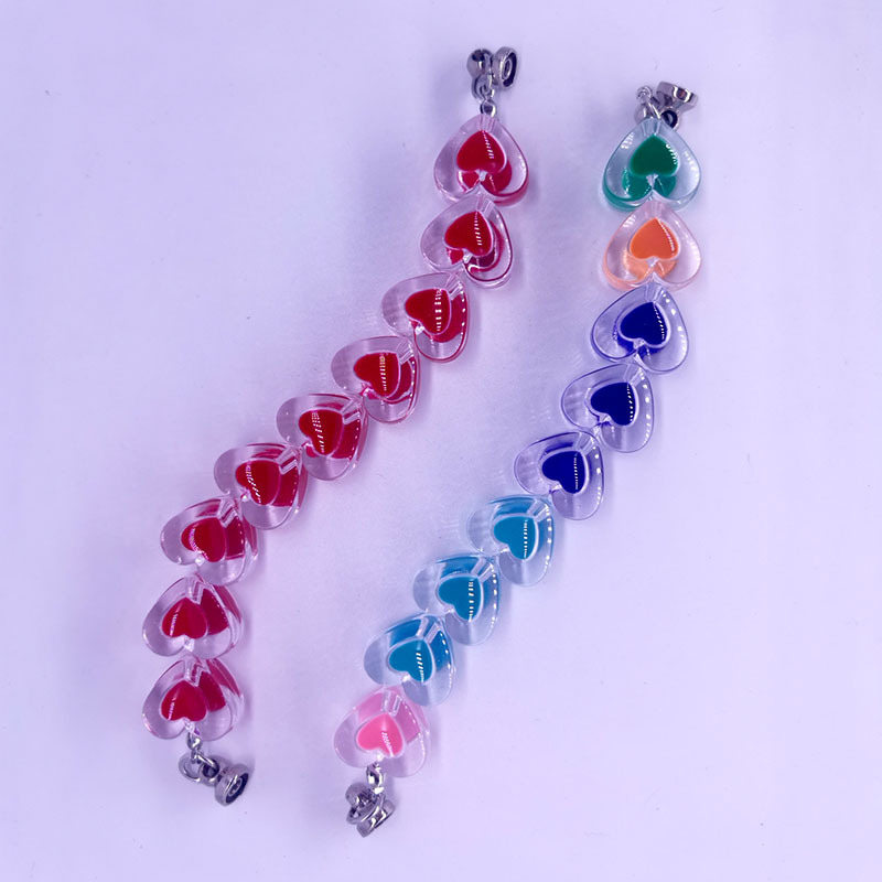 简约亚克力爱心串珠手机挂链挂件 七彩桃心钥匙链钥匙扣包包配饰
