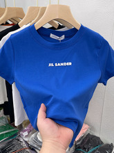 克莱因蓝短袖t恤女2024年新款夏季韩版字母印花修身短款上衣