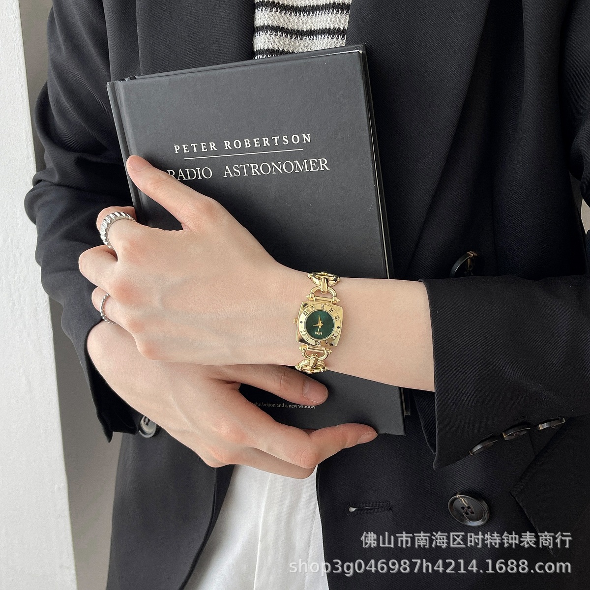 midi新款马蹄扣手表链条金属指针石英方圆女表复古气质小巧手表女