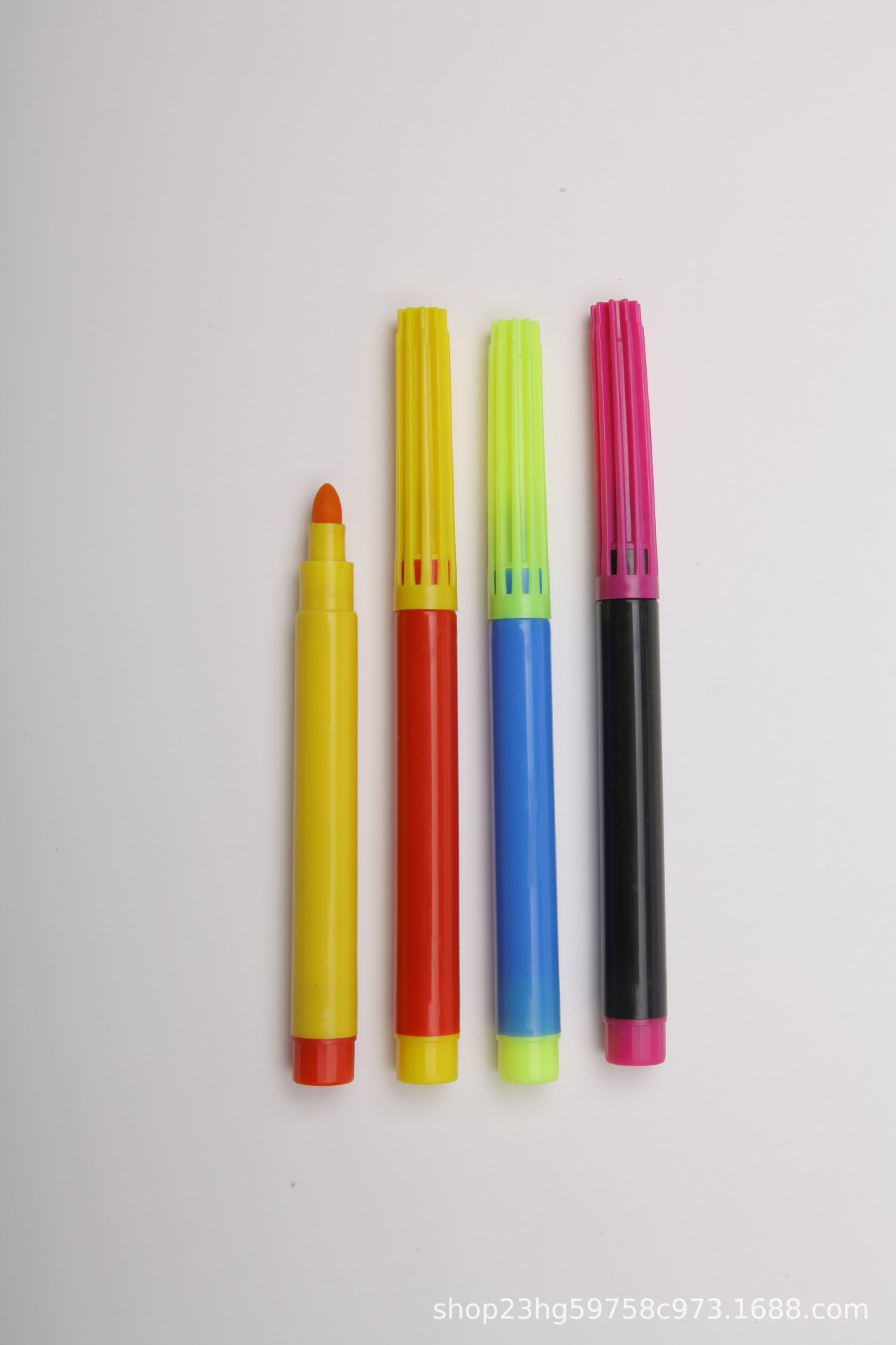 可变色画画水彩笔变色笔