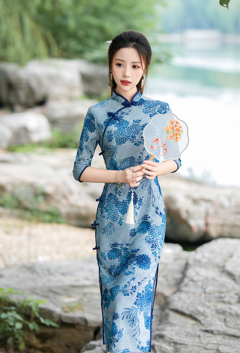 2023秋季新品雪尼尔双层气质优雅长款旗袍中国风改良日常女士旗袍