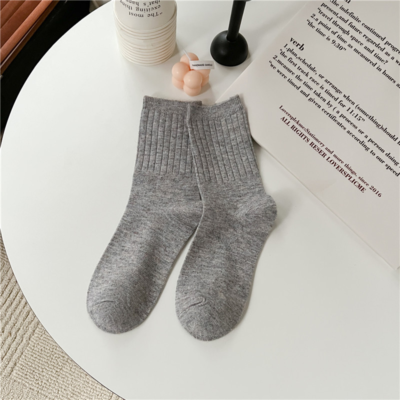 Women's Autumn and Winter Socks Japanese Cashmere Bunching Socks Solid Color Mid-Calf Length Socks