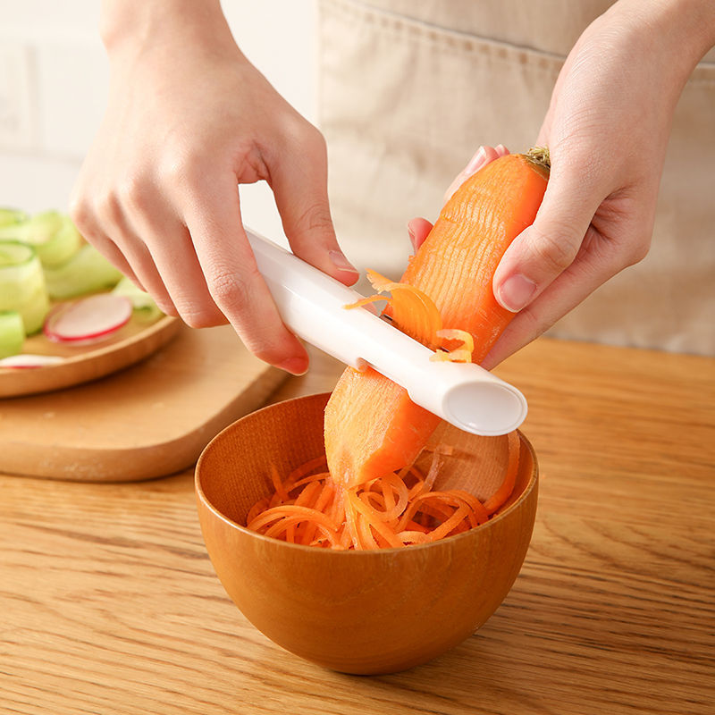 2021新款水果刮皮器旋转花刀花式削皮器土豆苹果去皮削皮刀家用