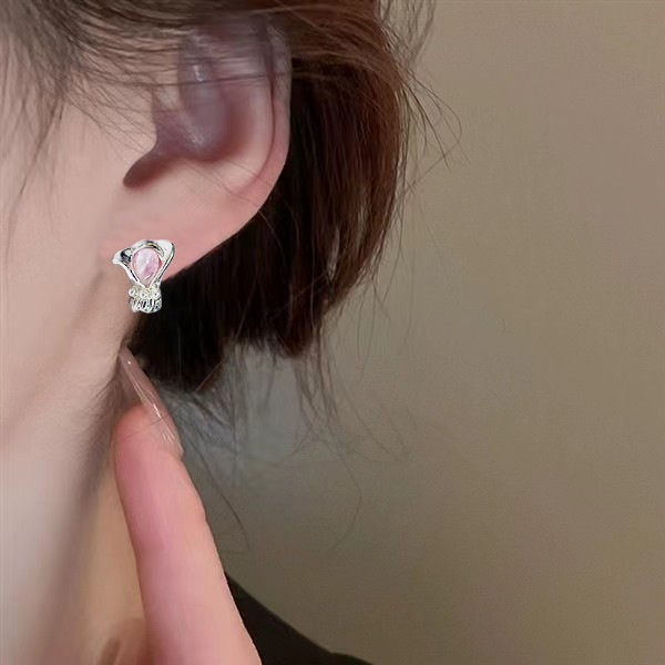 Sweet Niche Korean Style Small Romantic Pink Color Opal Bouquet Stud Earrings for Women Ins All-Match Advanced Design Earrings