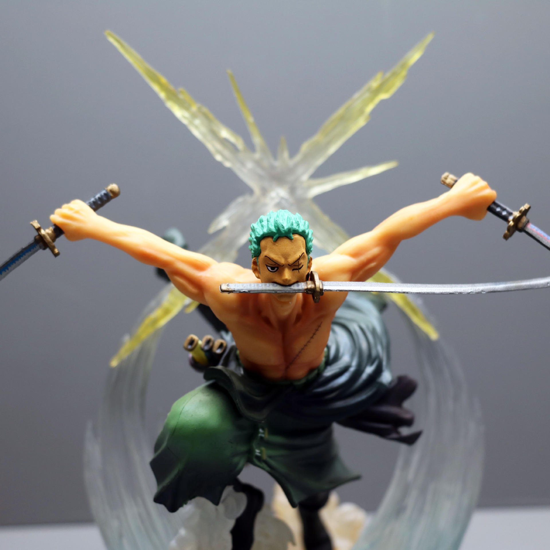 厂家生产批发 海贼王索隆佐罗三刀手办pvc动漫公仔模型摆件礼物