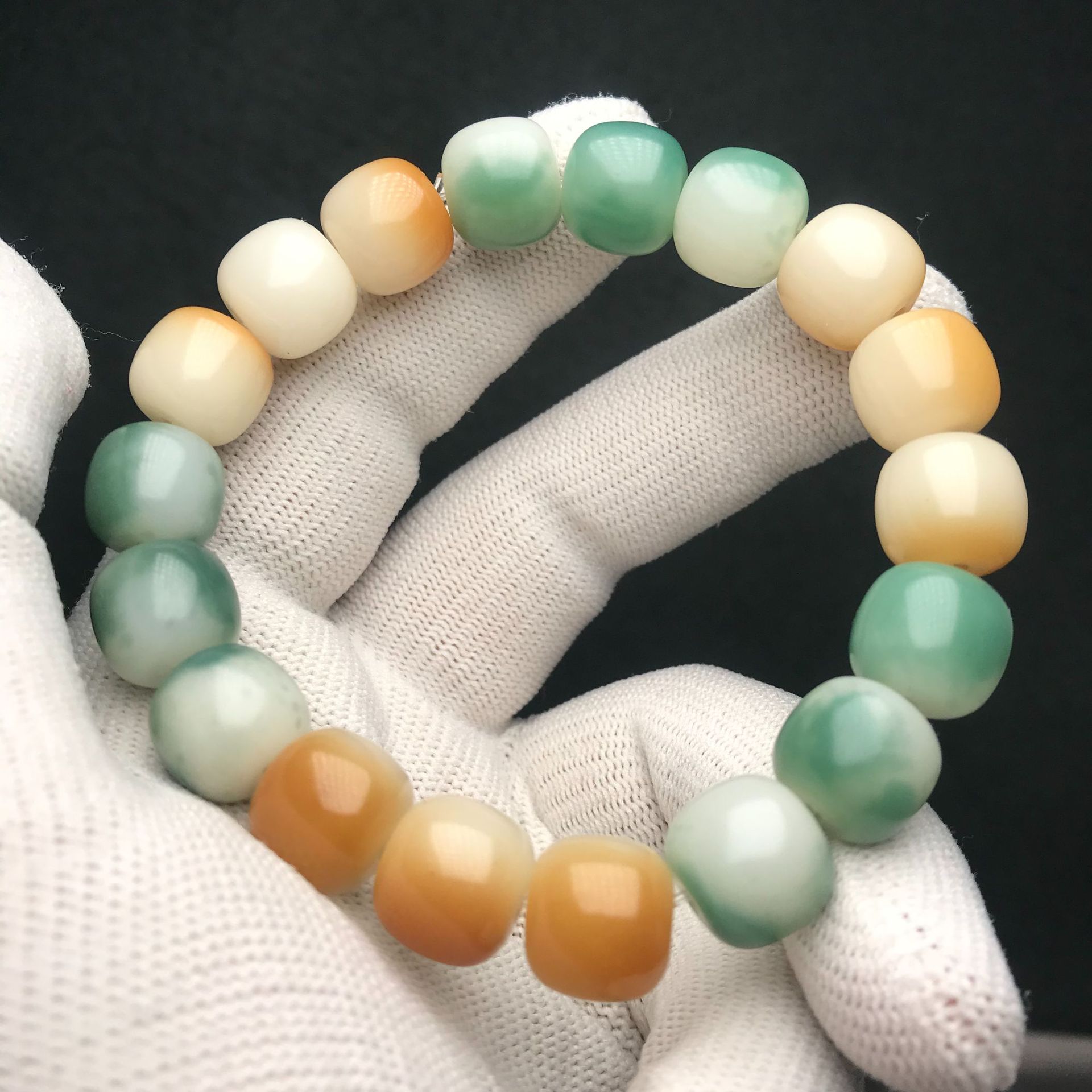 High-Profile Figure Bodhi Bracelet Green Cloud Sea Green Floating Caramel Xingshi Cheese Collectables-Autograph Rosary Charcoal Pliable Temperament