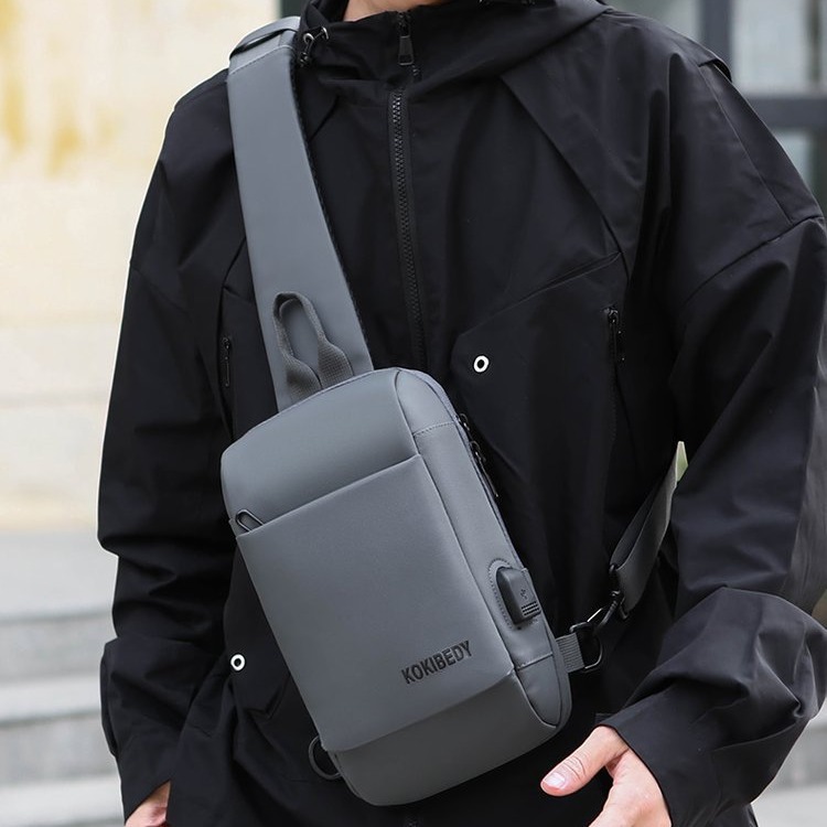 New Men's Chest Bag Waterproof Derm Large Size Simple All-Match Travel Student Wear-Resistant USB Crossbody Shoulder Bag