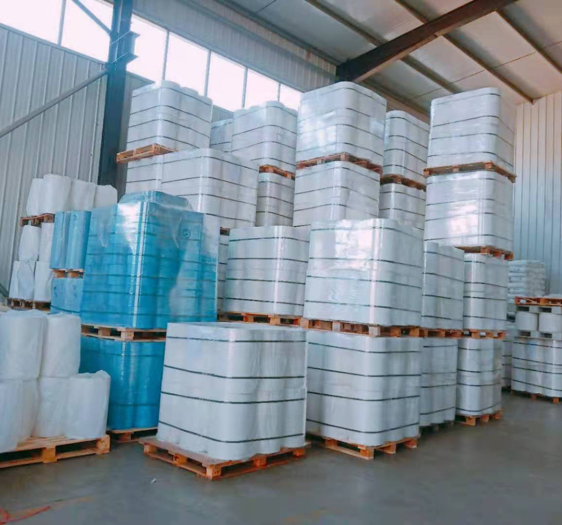 pe膜 基材膜高压膜 现货供应 高压膜 高压袋子 包装袋 覆膜专用