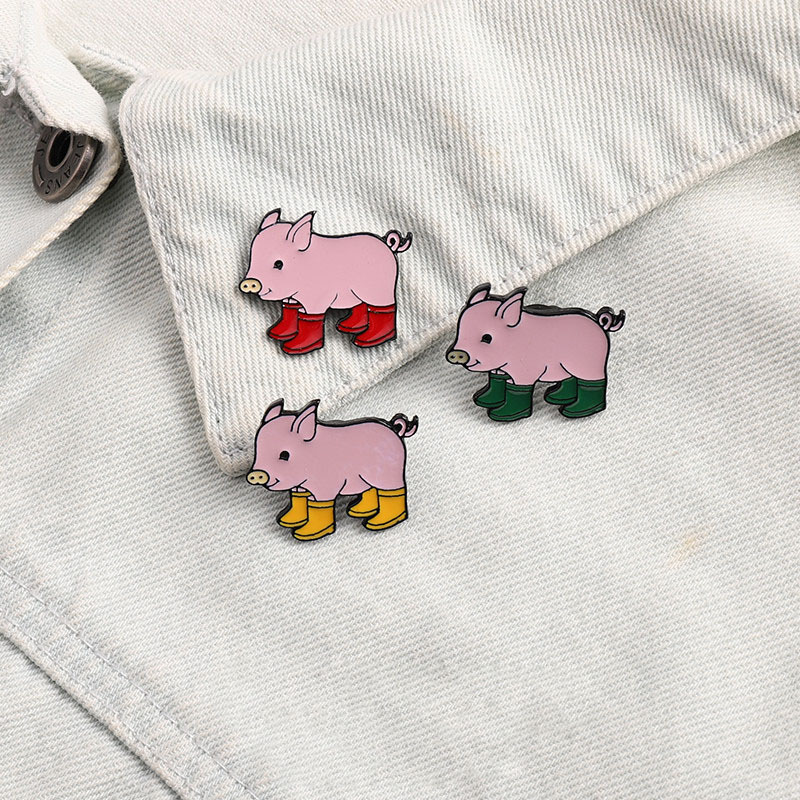 可爱小猪胸针搞怪小众徽章日系粉色卡通挂件合金衣服情侣创意潮