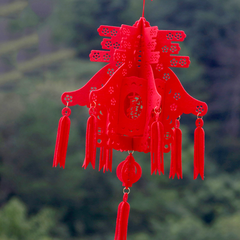 2022新款春字灯笼挂饰商场布置异形春节装饰灯笼新年毛毡灯笼