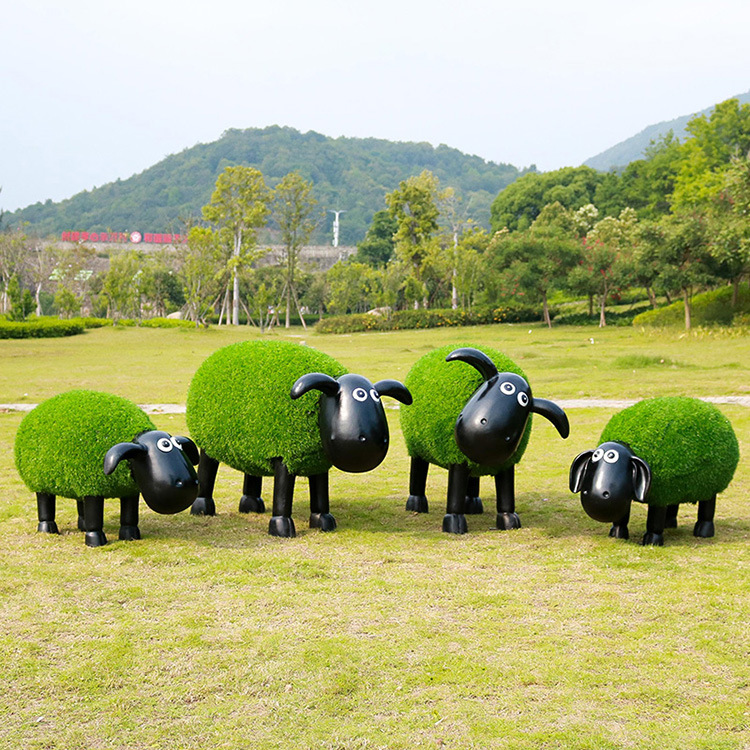 草皮绿植绒羊摆件售楼部草坪户外公园林景观雕塑卡通动物装饰模型