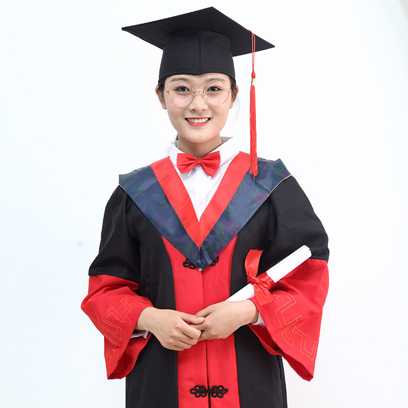 批发博士服学士服毕业礼服大学生成人学士袍导师服套装可定制校徽