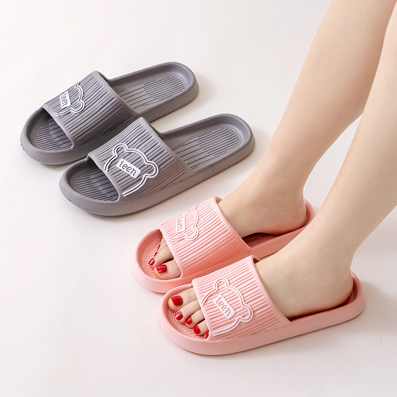New Qida Shun Slippers Wholesale Home Men and Women Indoor Household Sandals Cute Couple Slippers Summer