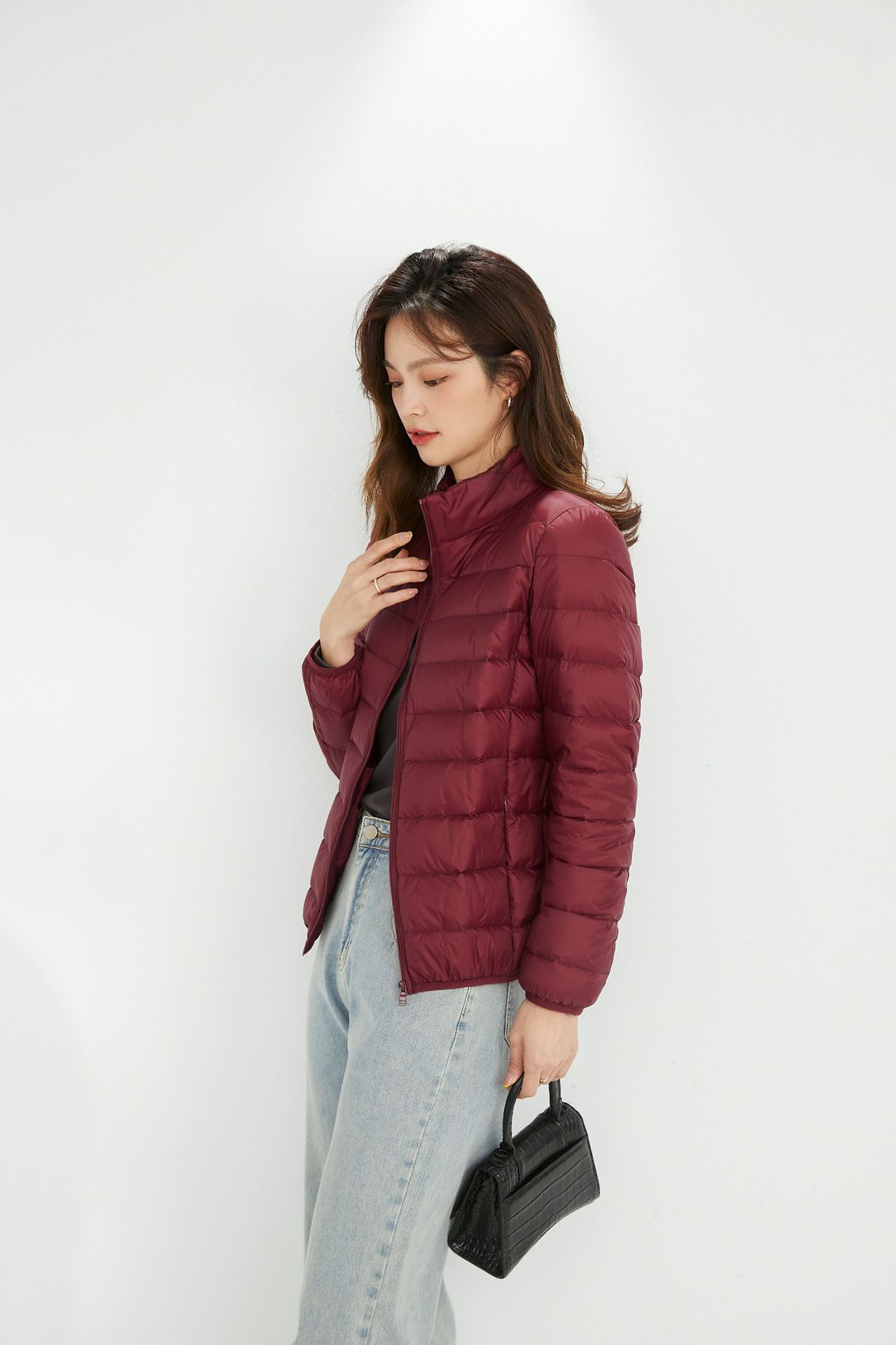 2021秋冬新款羽绒服女90白鸭绒立领轻薄款韩版女士大码秋羽绒外套