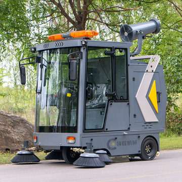 悍马款驾驶室生产扫路机 工业扫地机器驾驶式清扫车 工地扫地机