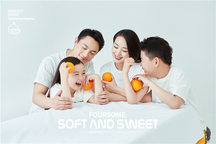 摄影亲子装网红款 全家福一家5口 拍摄服装道具 拍照头纱白色t恤