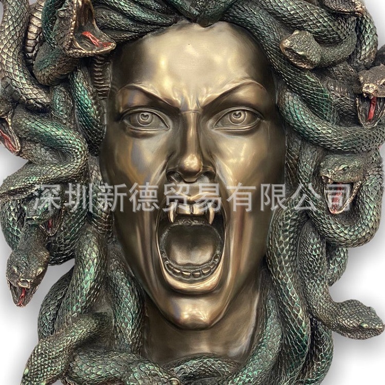 2021跨境新款爆款希腊神话仿真人物美杜莎头像雕像树脂挂件工艺品